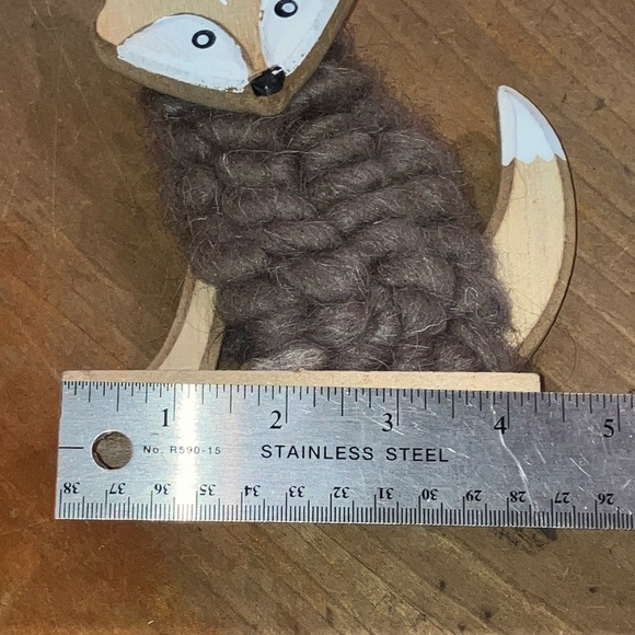 Wooden Fox Figurine with Brown knitted Wool sweater - Picture 8 of 11